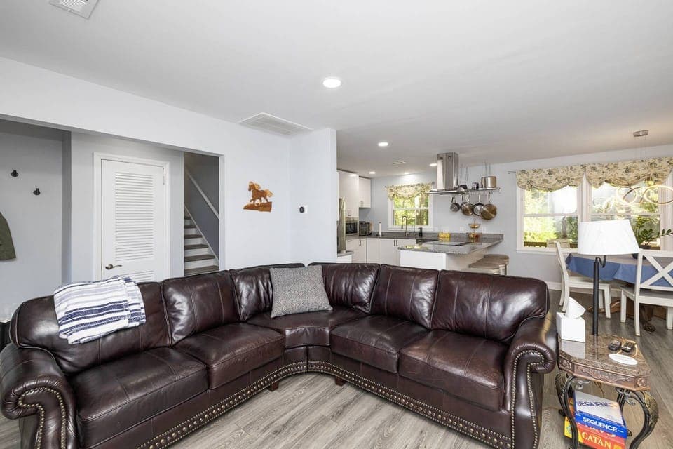 Living Room Area includes Games!
