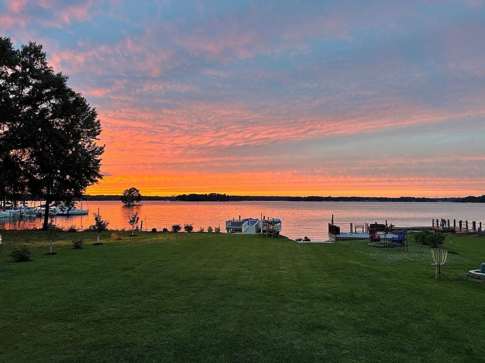 Sunset, taken by one of my past guests. Thank you for sharing!