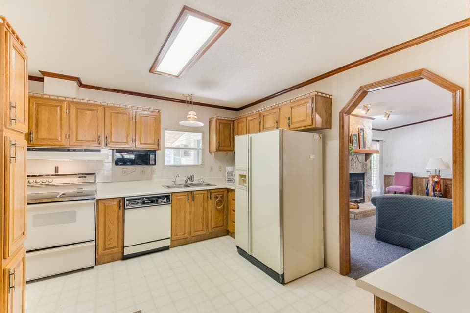 House 1: Kitchen