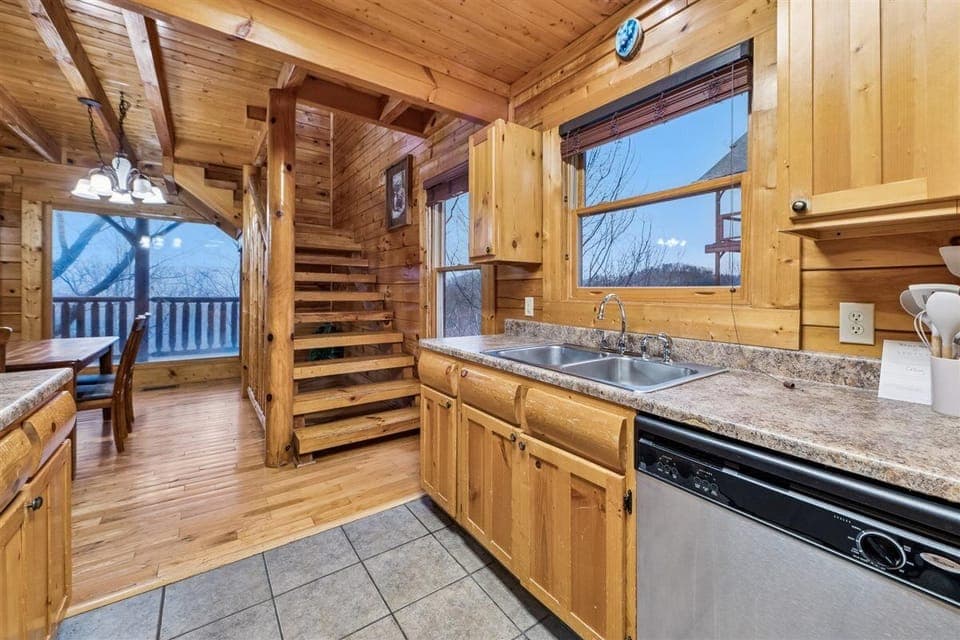 28-Kitchen