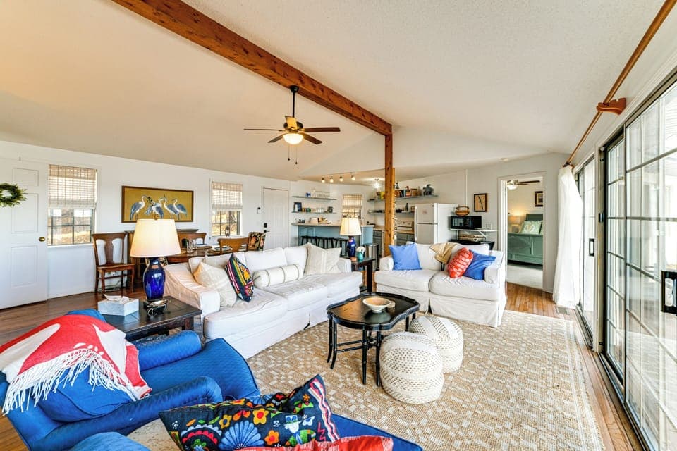 Living Room | Main Level