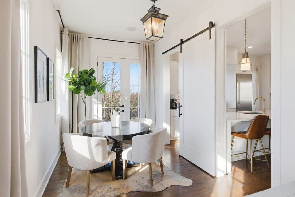 Dining table with seating for four.