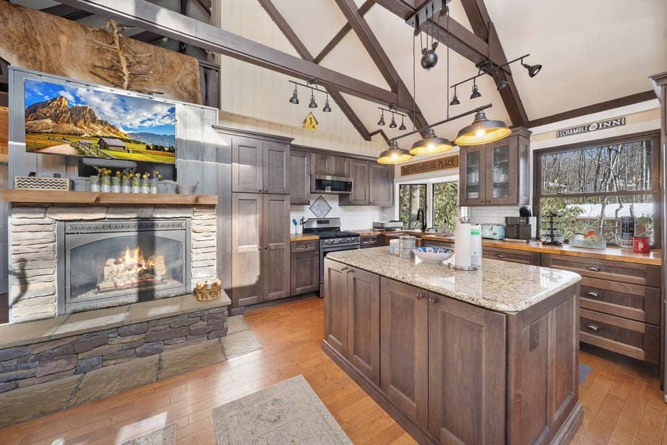 Second Gas Fire Place and TV Grace the Kitchen and Dining