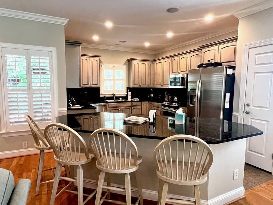 Find additional, convenient kitchen seating for quick breakfasts.