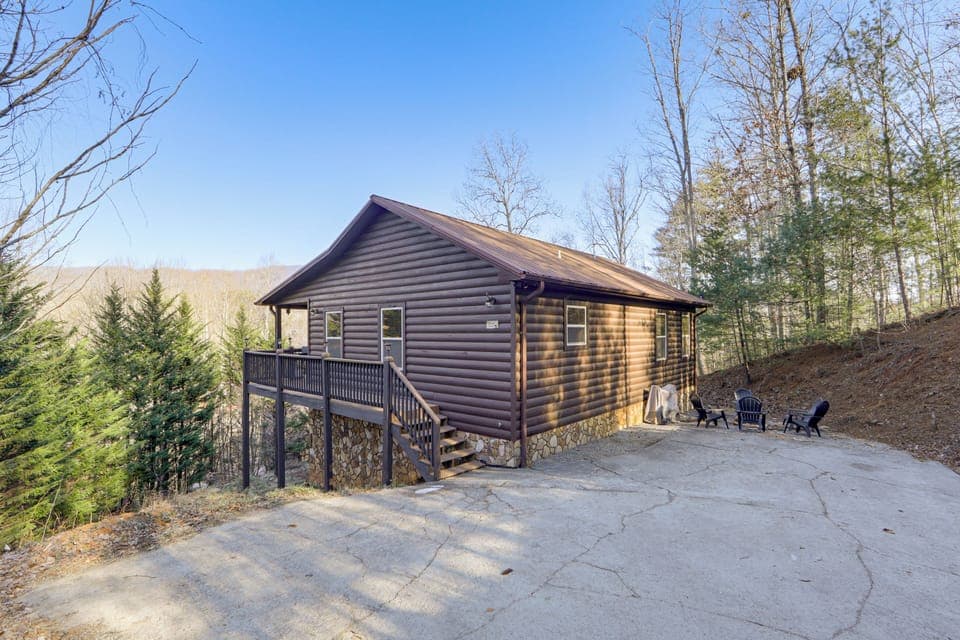 Whittier Vacation Rental | 2BR | 2BA | 985 Sq Ft