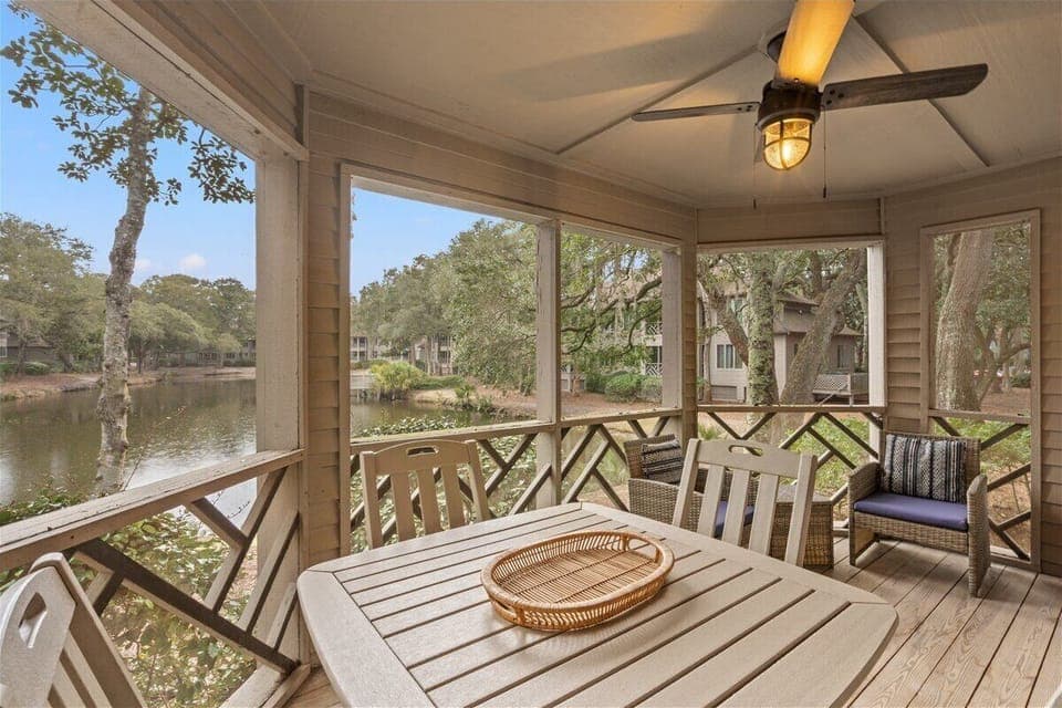 Screened Porch