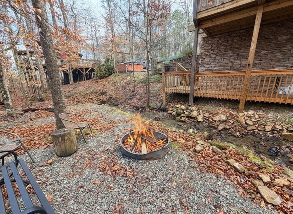 A bonfire pit for those memorial evenings!