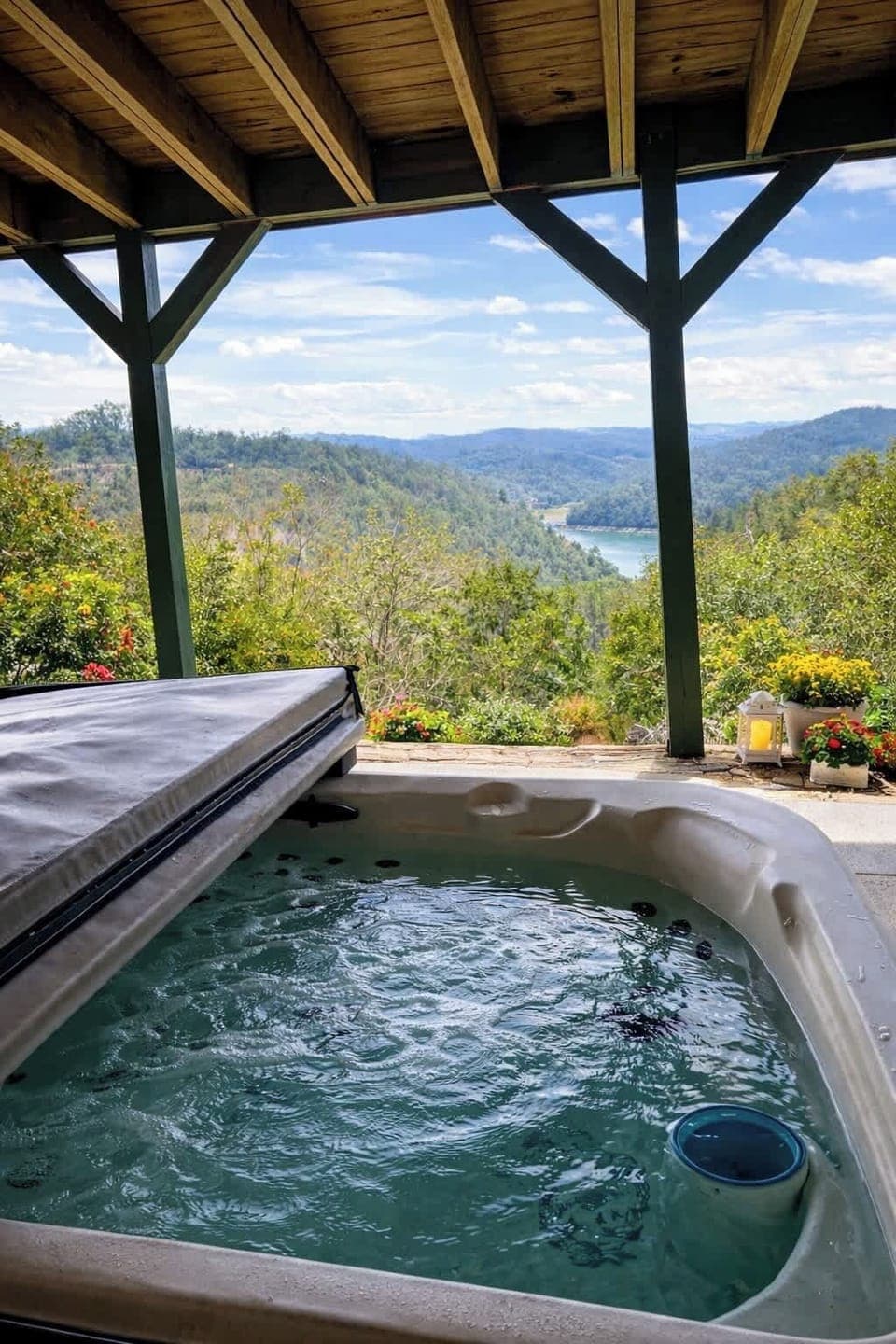 Outdoor spa tub