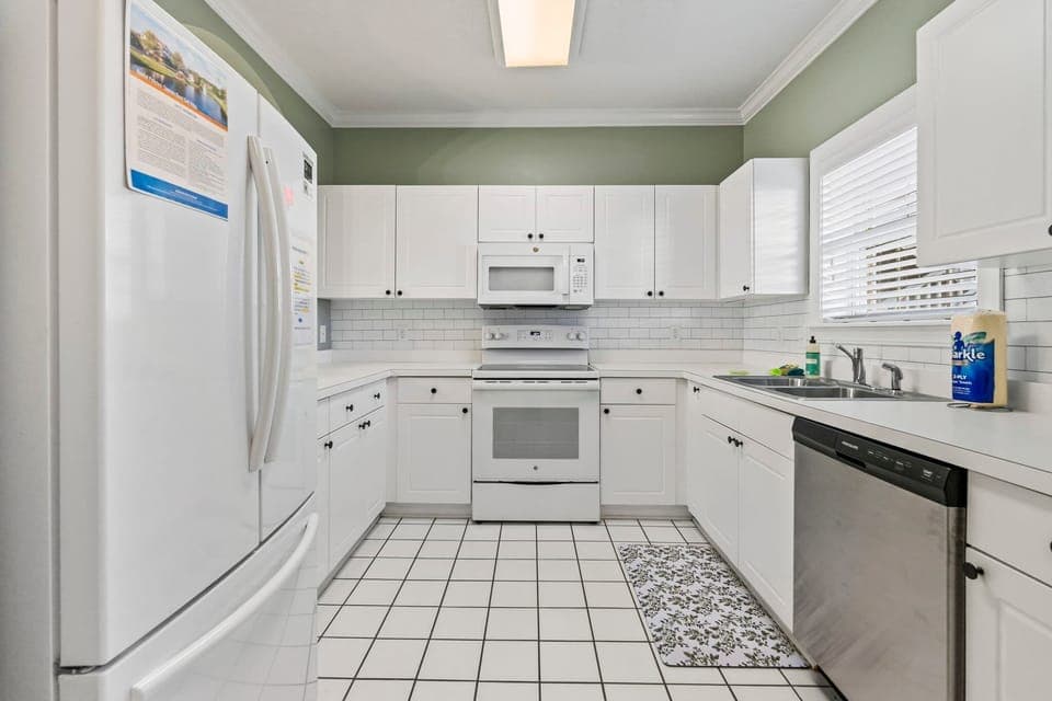 "Hole-In-One" Golf View at Barefoot 1st Floor Apartment in North Myrtle Beach