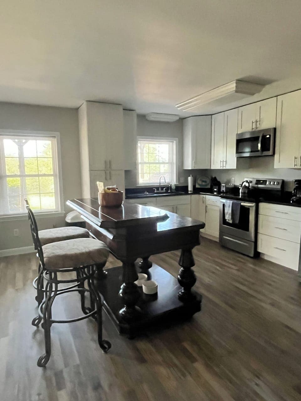 Kitchen and bar
