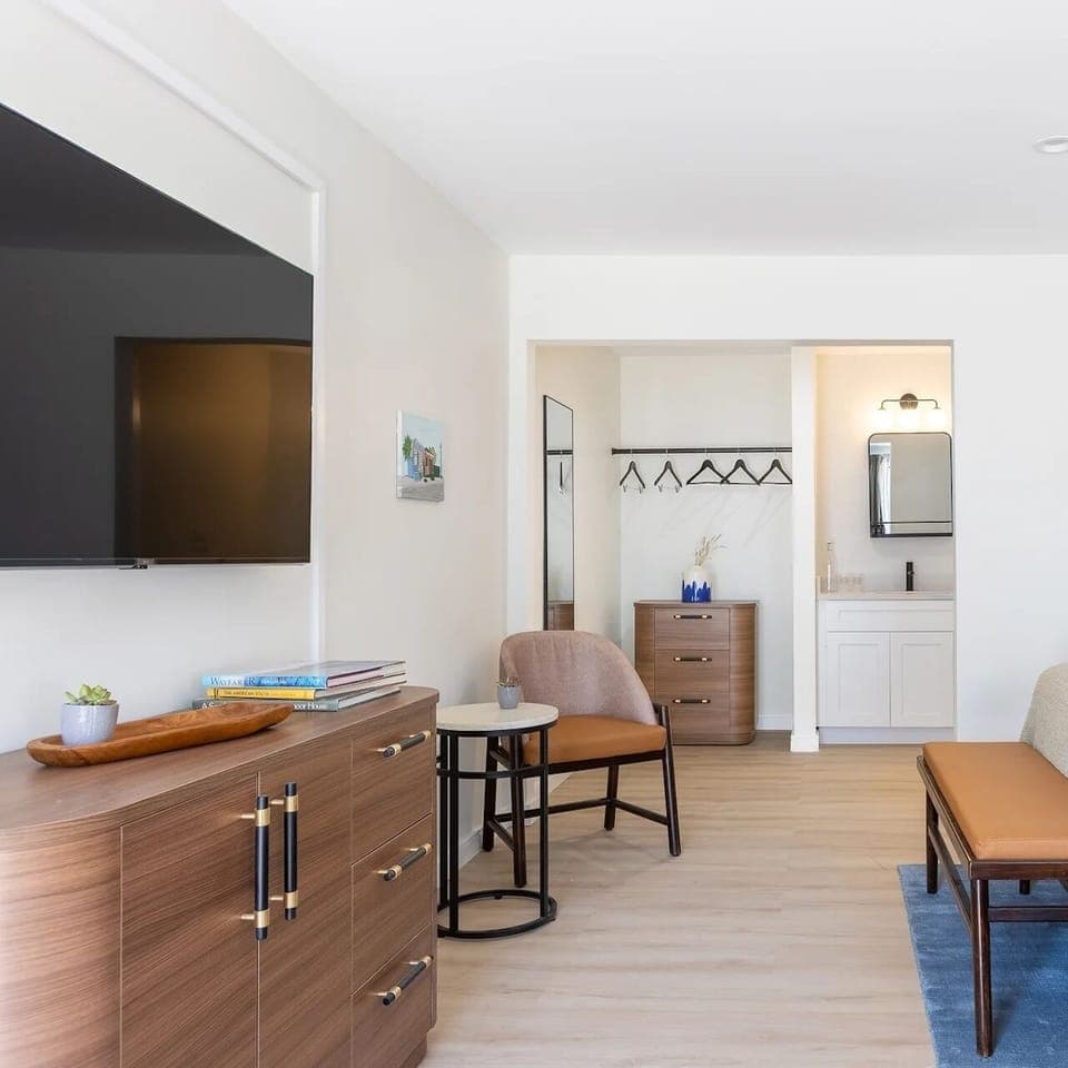 Kick back with streaming on the big TV and cozy seating.