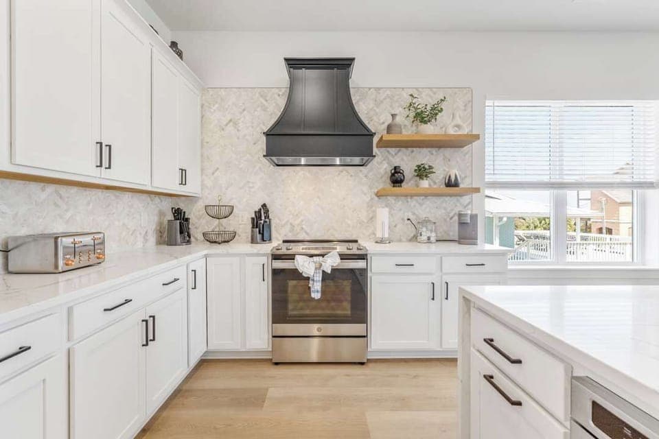 2 Stunning Kitchens