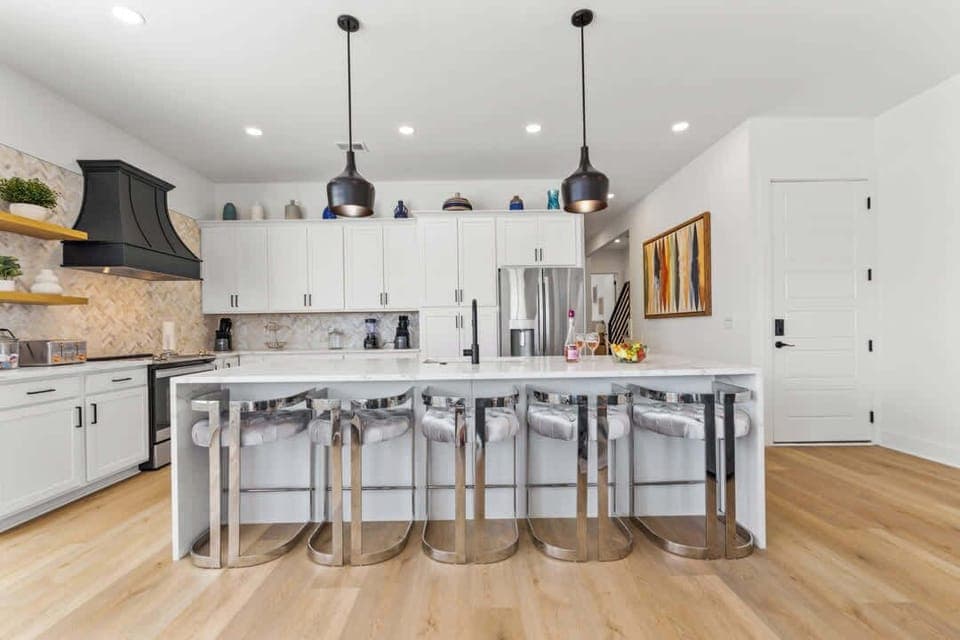 2 Stunning Kitchens