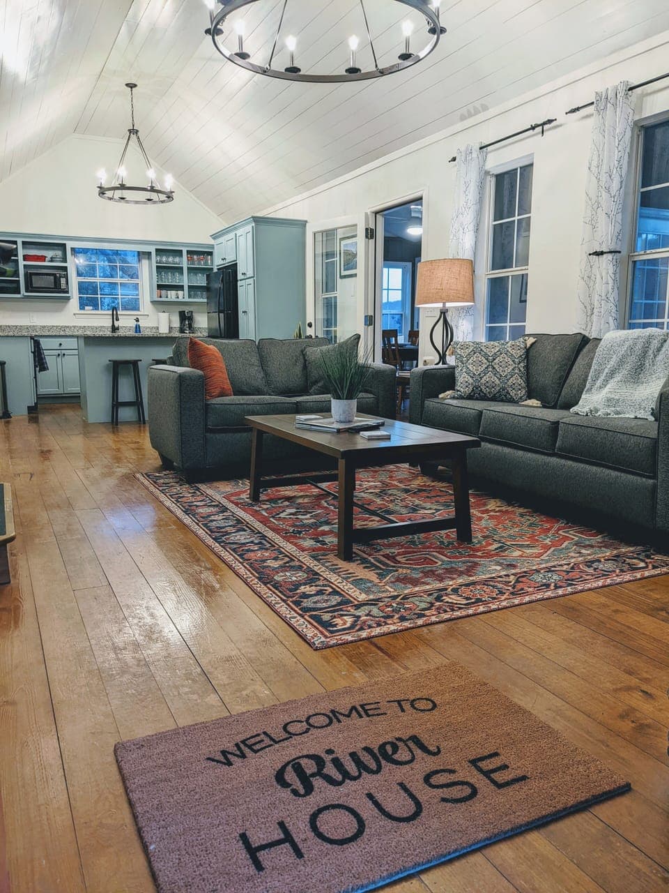 Welcome to River House!