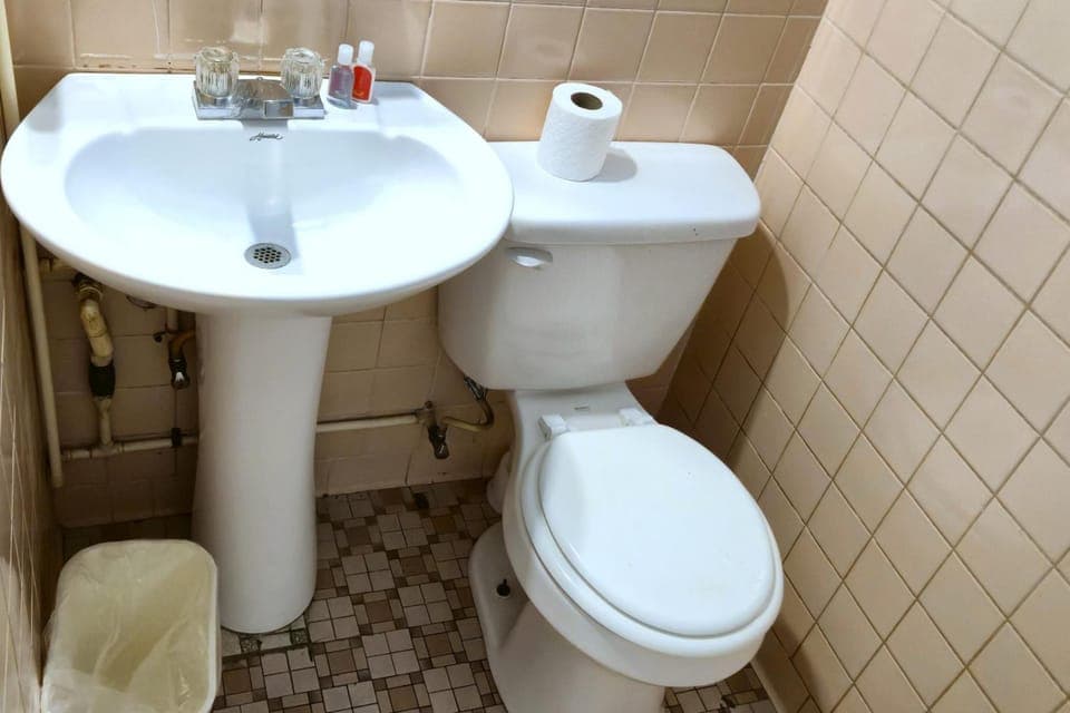 Refresh easily with a simple vanity and essentials ready.