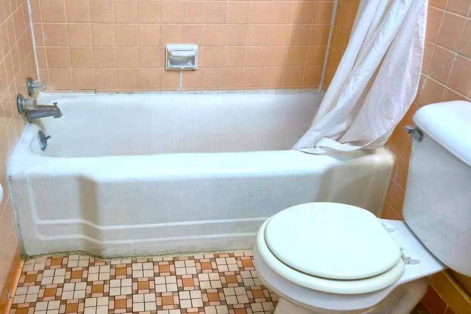 Refresh with a quick soak in the clean bathtub.