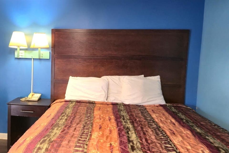 Sink into crisp pillows and drift off comfortably tonight.
