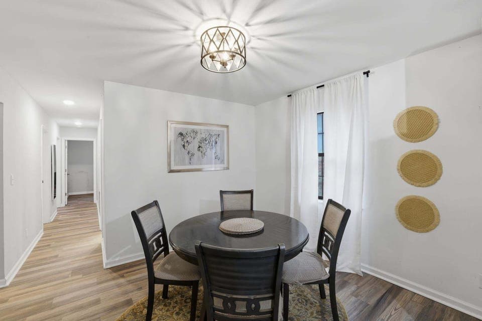 Architecture, Building, Dining Room, Dining Table, Furniture