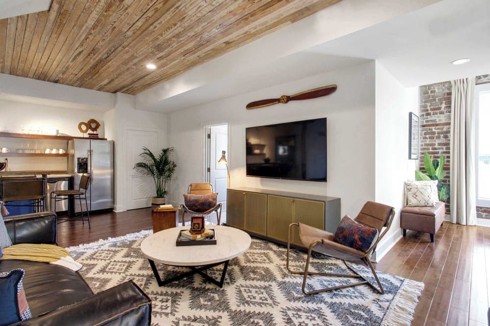 Unit 303 | Open Concept Living Room | XL Flat Screen TV | Third  Floor