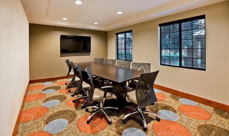 Business travelers will love the meeting room.
