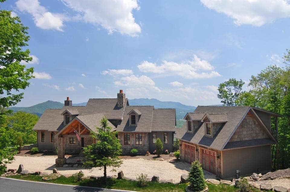 Front of Mountain Estate