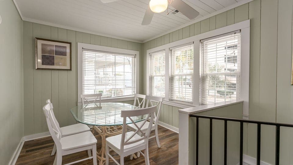 2nd floor dining area
