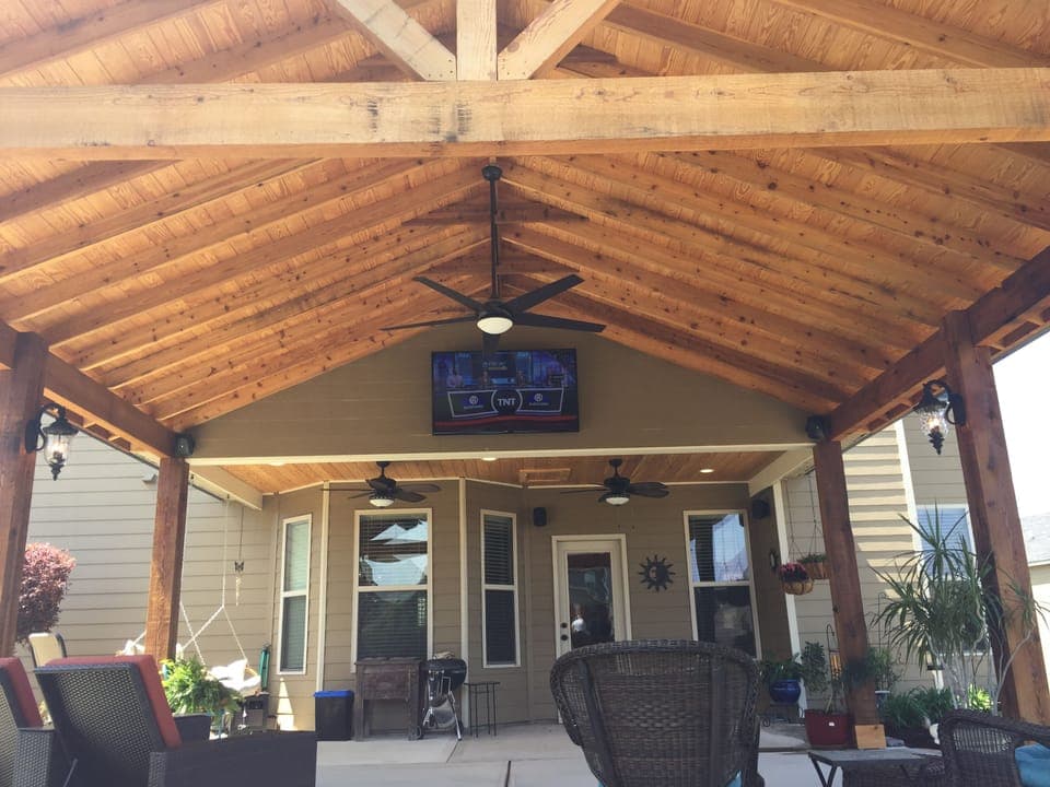 Outdoor TV 