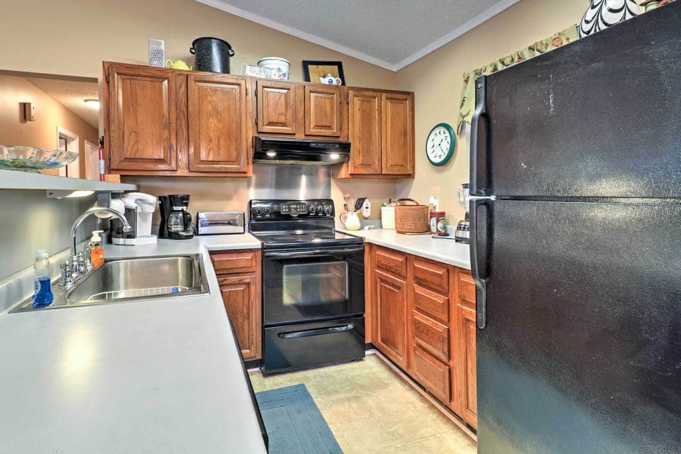 Kitchen | Toaster | Spices | Keurig & Drip Coffee Makers