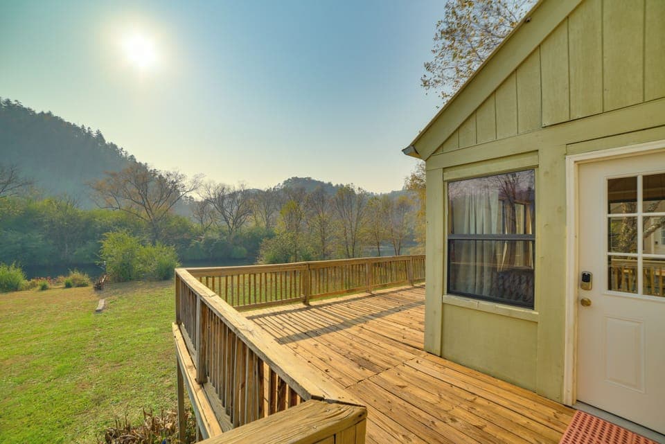 Reliance Vacation Rental | 2BR | 1BA | 575 Sq Ft | Stairs Required for Access