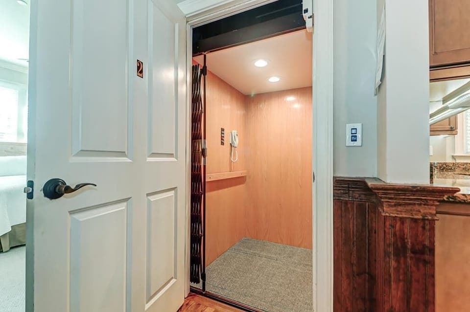 Elevator