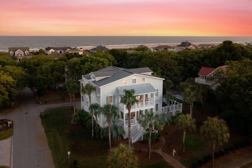 2 55th Avenue