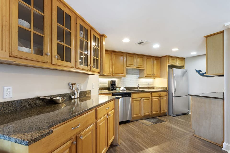 Full Kitchen