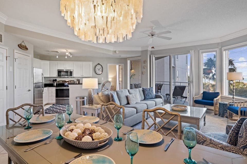 Dining Living Area