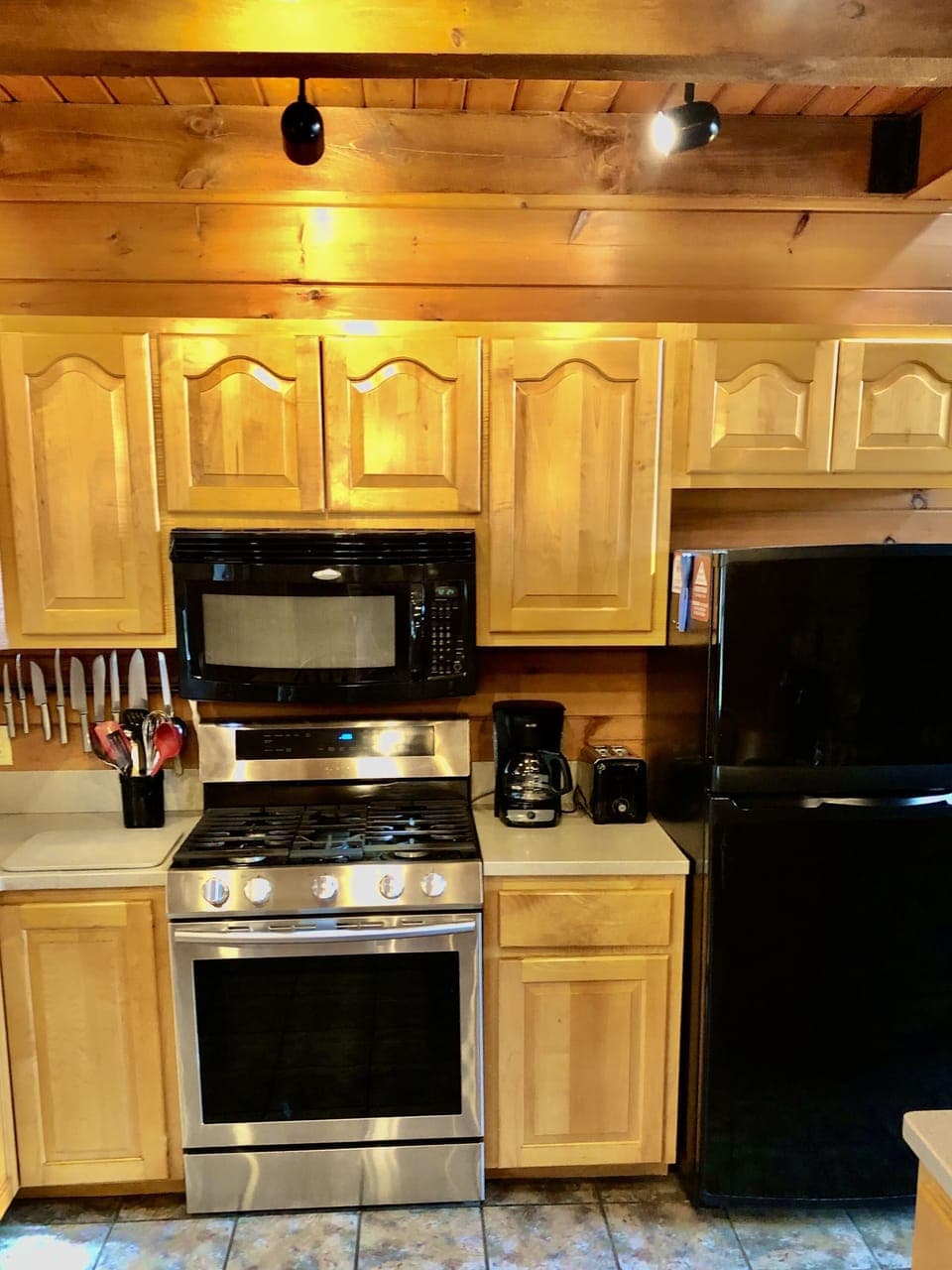 The gas stove and full-size refrigerator and freezer are available for use.