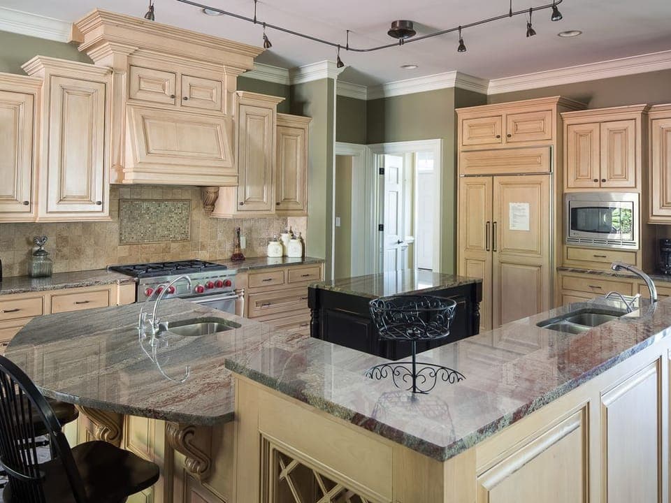 Huge Kitchen
