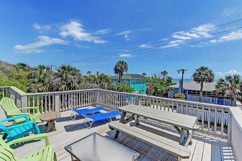 Rooftop Deck