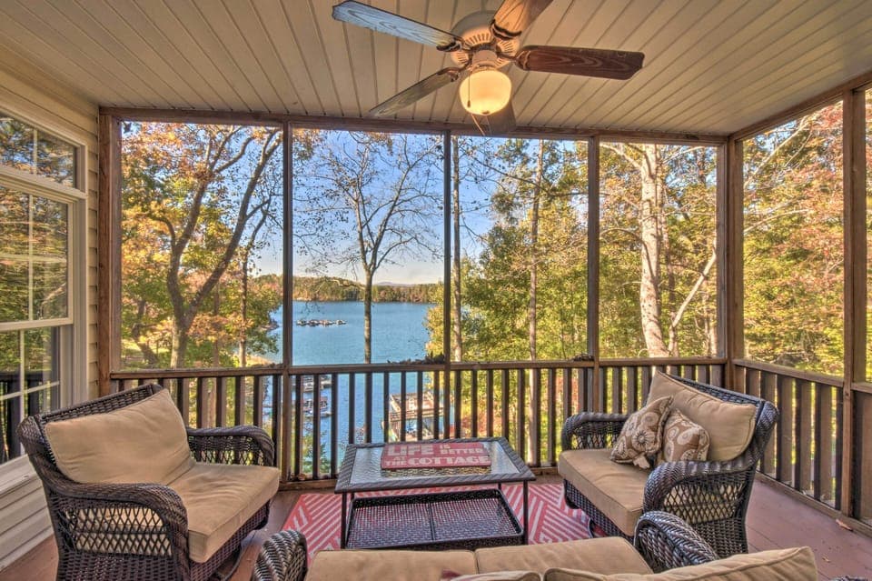 Six Mile Vacation Rental | 3BD | 2.5BA | 2,100 Sq Ft | Stairs Required