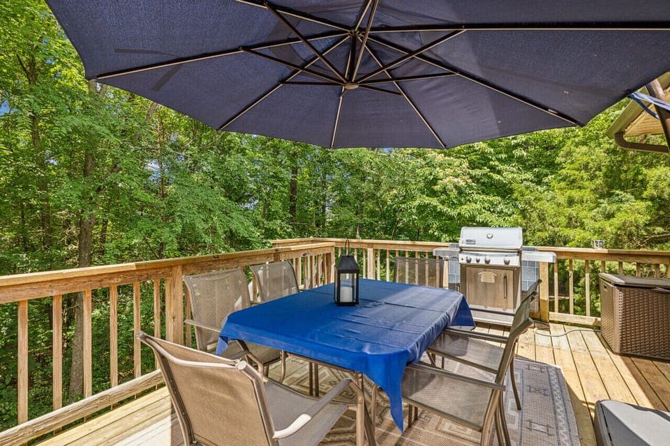 Top level deck