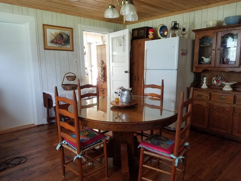 kitchen antique table 
