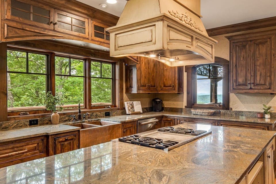Spacious Kitchen with Luxury Finishes