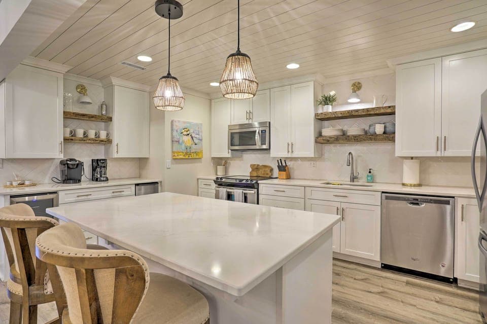 Kitchen | Stainless Steel Appliances | Keurig Coffee Maker