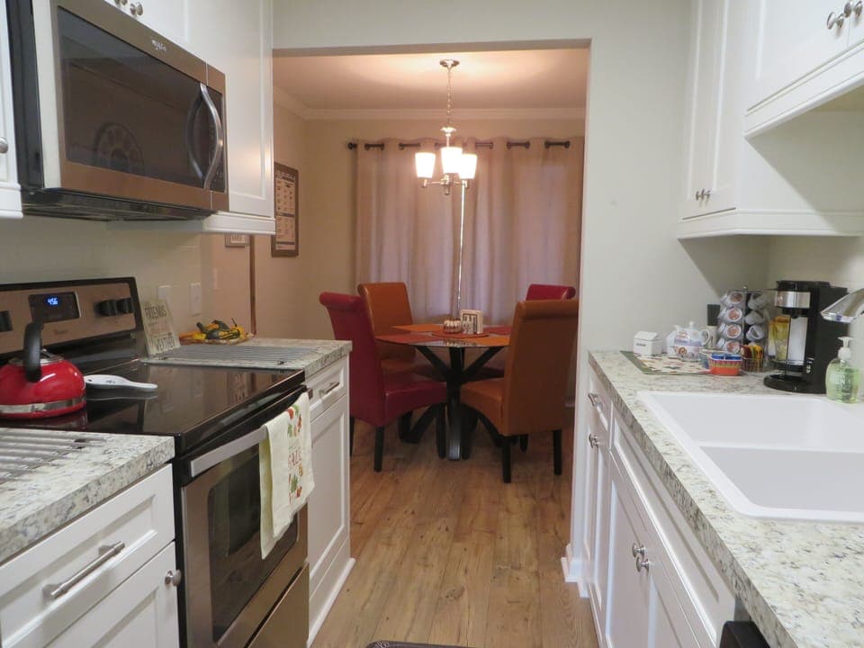 Kitchen with plenty of counter space