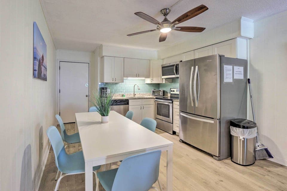 Dining Area & Kitchen | Cooking Basics