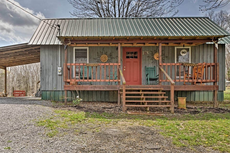 New Concord Vacation Rental | 2BR | 2BA | 1,500 Sq Ft | Stairs Required