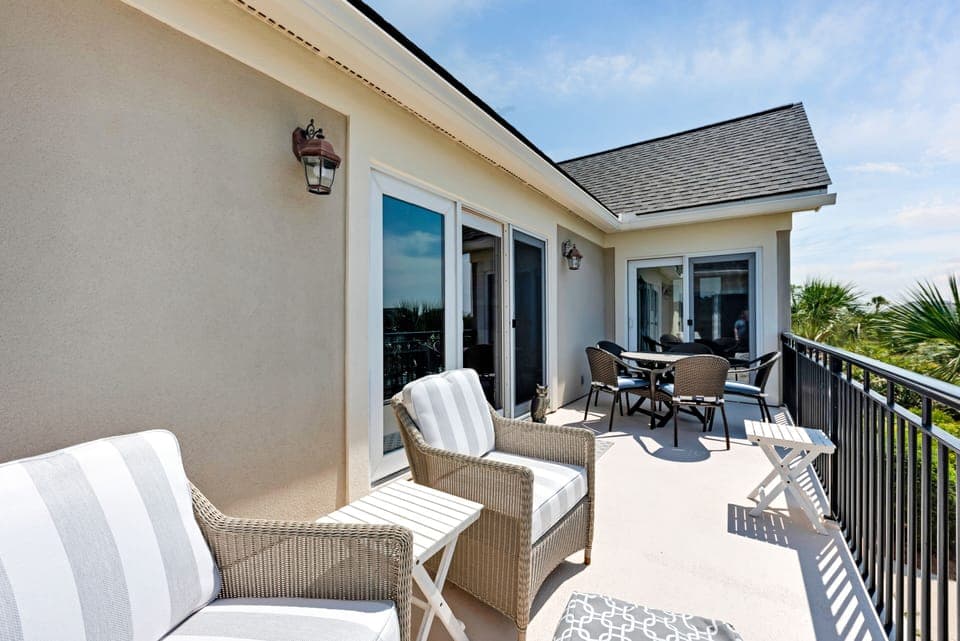 The front deck off the great room