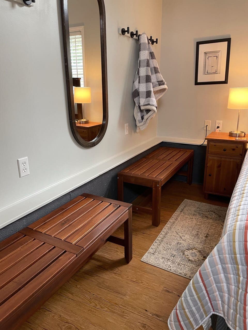 Luggage benches