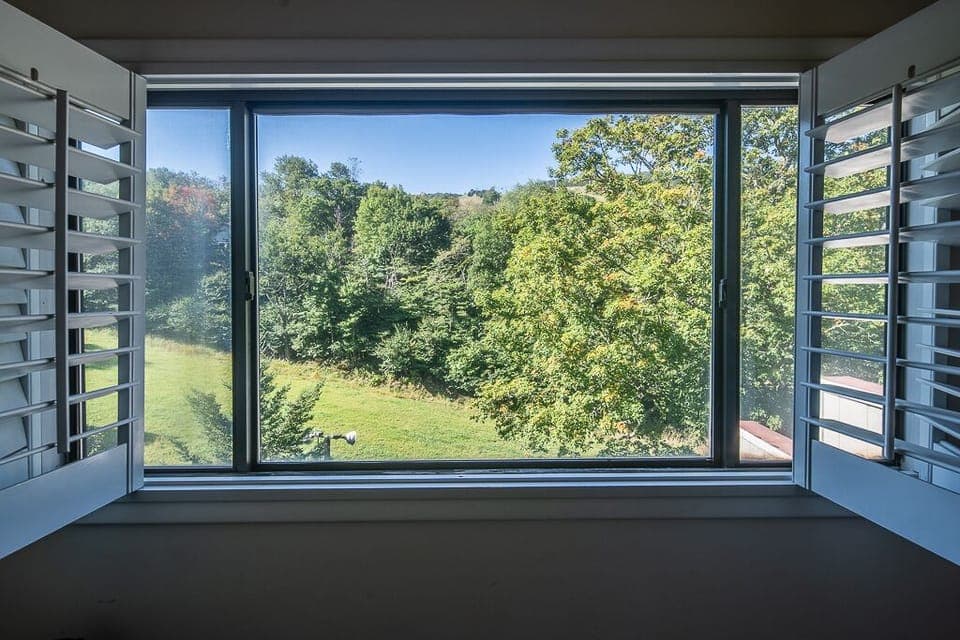 Watch the slopes from upstairs loft window