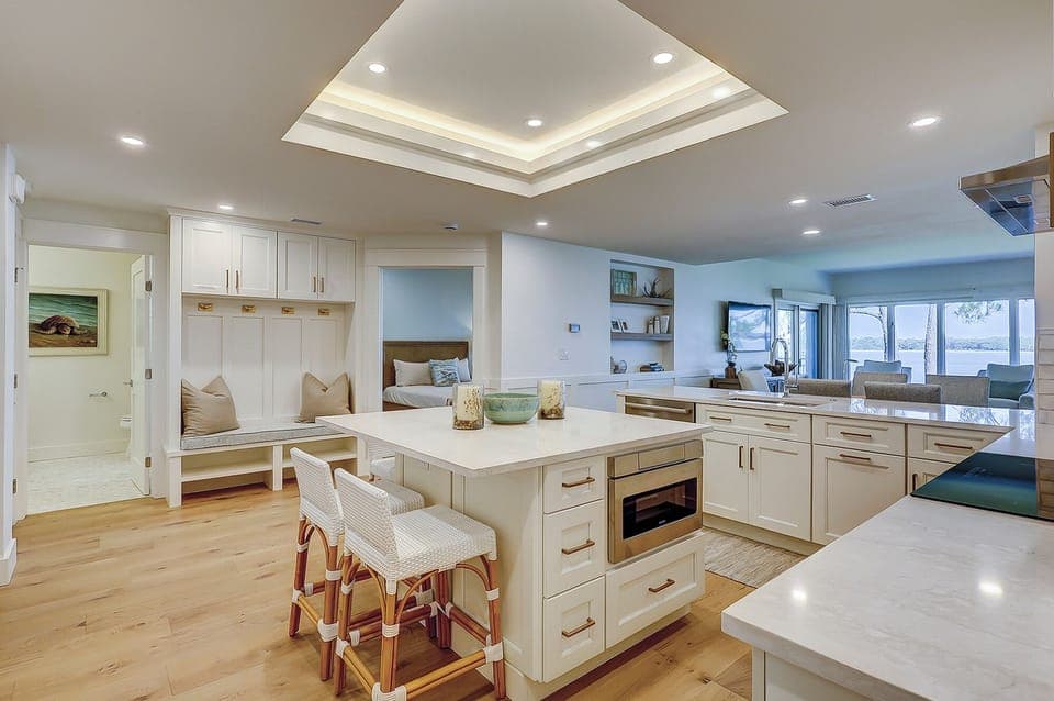 Beachside Tennis 1897 - Fully Renovated Kitchen