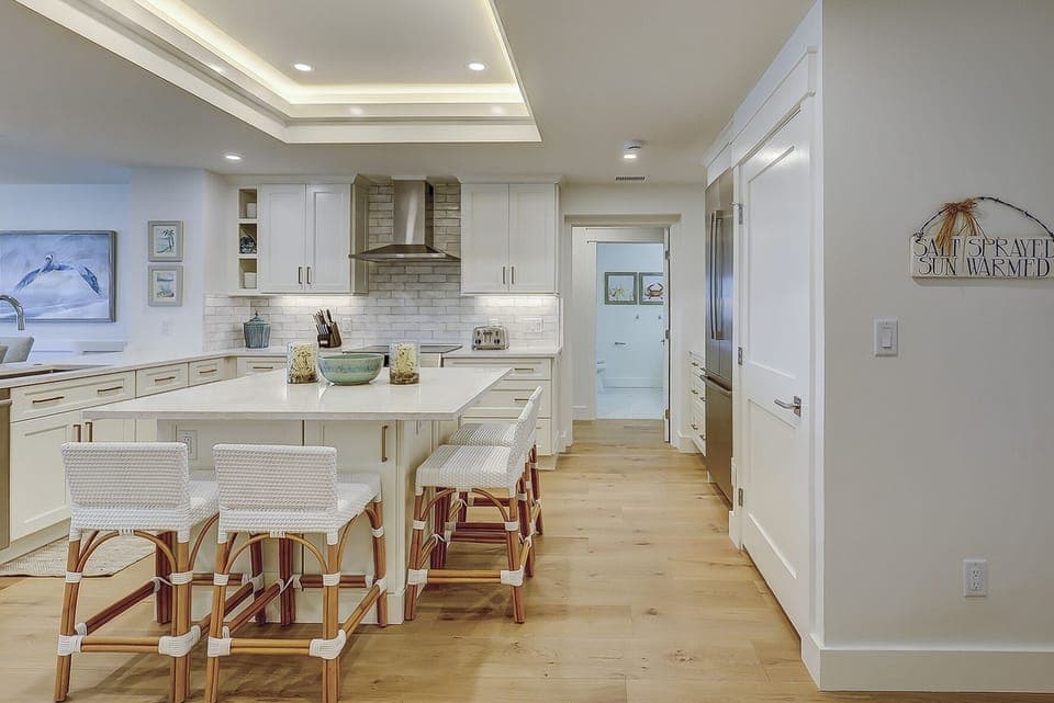 Beachside Tennis 1897 - Fully Renovated Kitchen