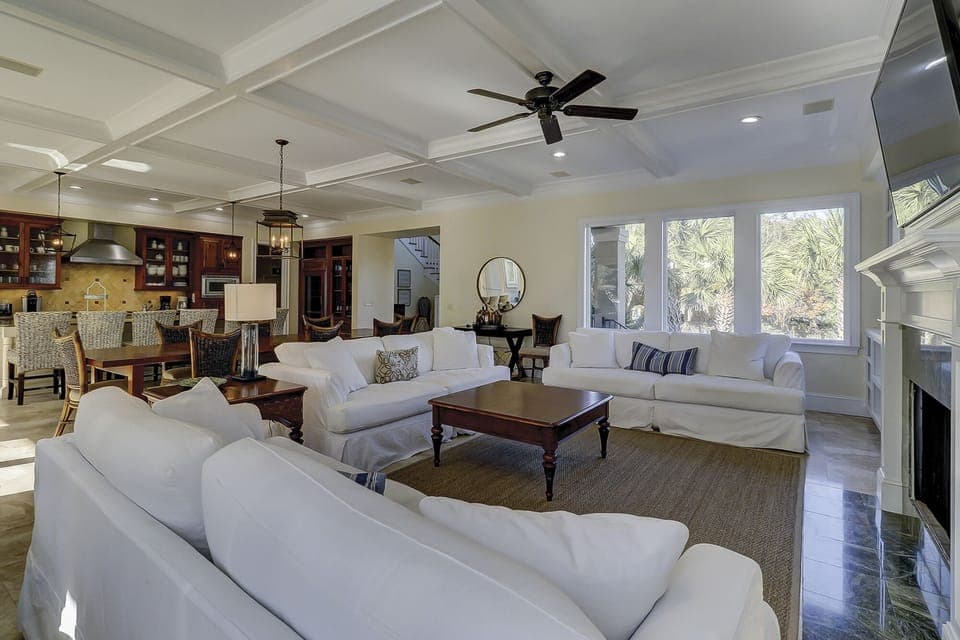 Main Floor Living Area
